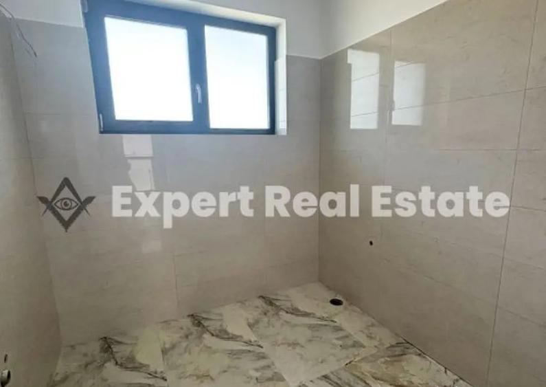 VILA INDIVIDUALA-CORBEANCA -LAGUNA ALBASTRA - 10