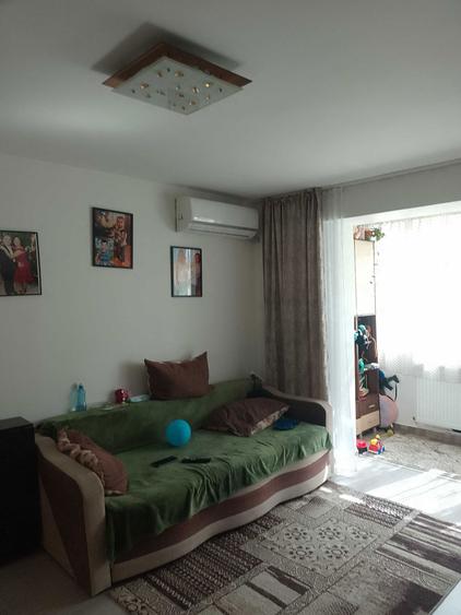 Vand apartament et 4 bloc e3 - 4