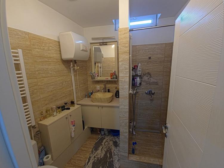 Centru apartament 3 camere decomandat la 200 m de plaja Modern - 9