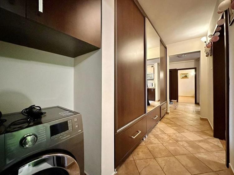 Apartament cu Structura Generoasa si Priveliste Deosebita - 13