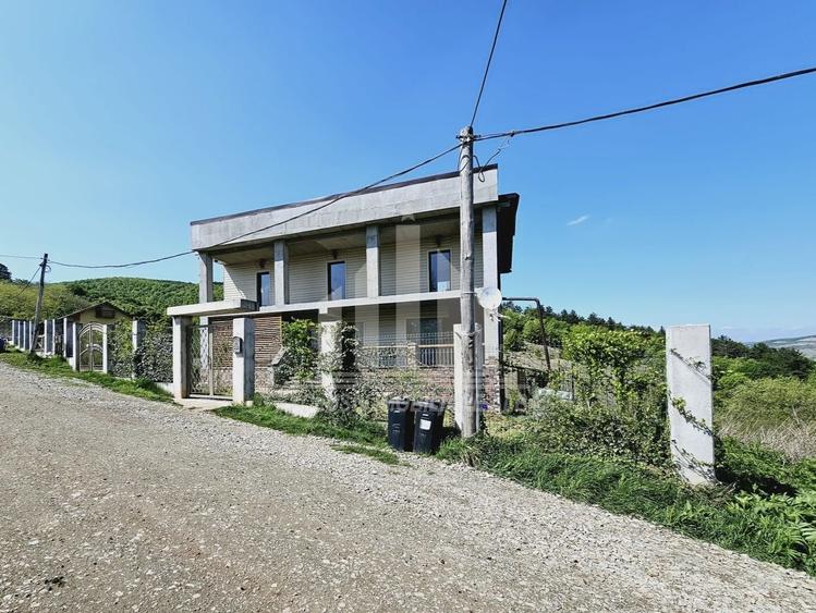 Casa individuala | 300 mp | 1000 mp teren | Mobilata | Micesti - 1