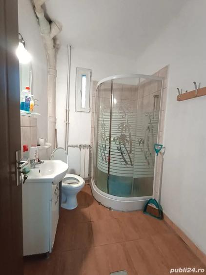 Vanzare apartament cu 2 camere - 2