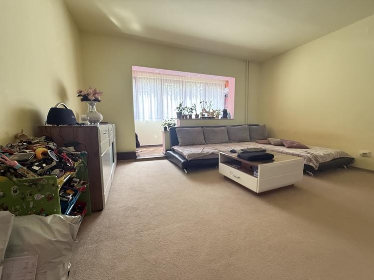 Apartament 3 camere, decomandat, 65 mp utili  - Girocului - 1