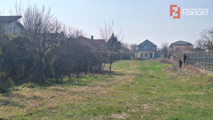 Teren intravilan cu potential dublu - rezidential sau business - 2