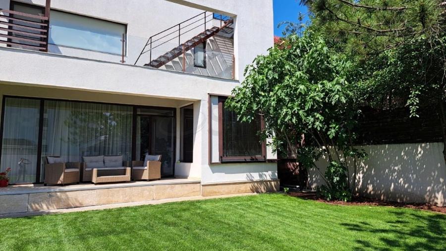 REV2005368 Casa 6 camere Erou Iancu Nicolae - 1