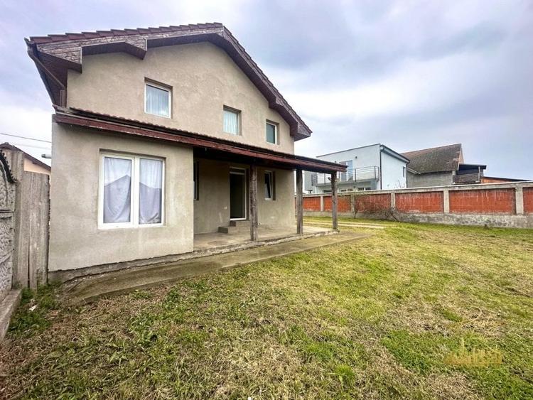 Casa in regim P+M cu 4 camere de vanzare in Santandrei- Bihor - 32