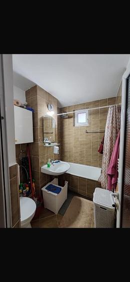 PROPRIETAR vând apartament 2 camere decomandat Bistrița - 1