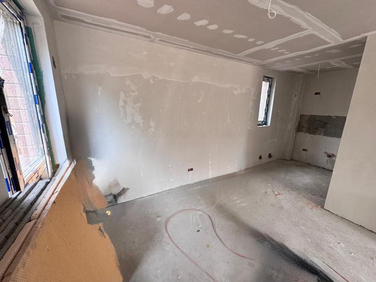 Casa individuala deosibita P+1+M. 4 cam. Util 140mp. Teren 154 mp - 22