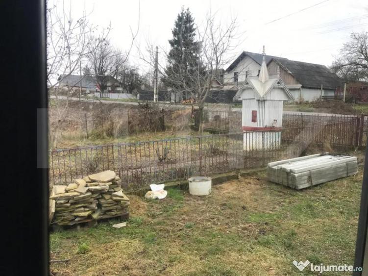 Casa batraneasca,partial renovata,loc. Meresti,3400mp teren - 11