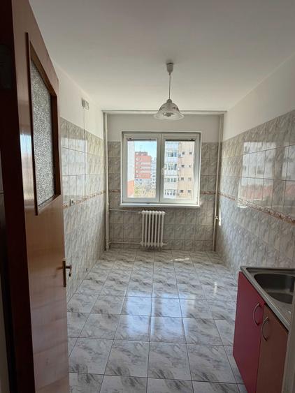 Metrou 1 Decembrie 1918 - 4