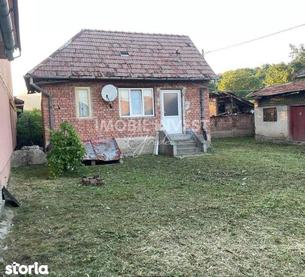 EXCLUSIVITATE! Casa de vanzare, comuna Cricau, teren 1400 mp - 2