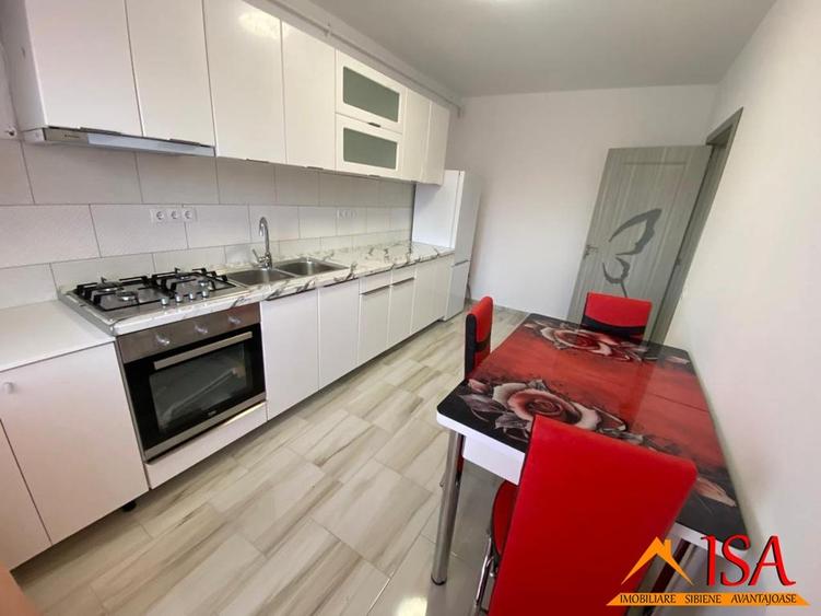 Garsonieră decomandată + curte proprie – ȘELIMBĂR - 8