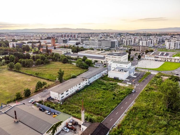 Oportunitate dezvoltare ansamblu rezidential/cladire mixta - 3