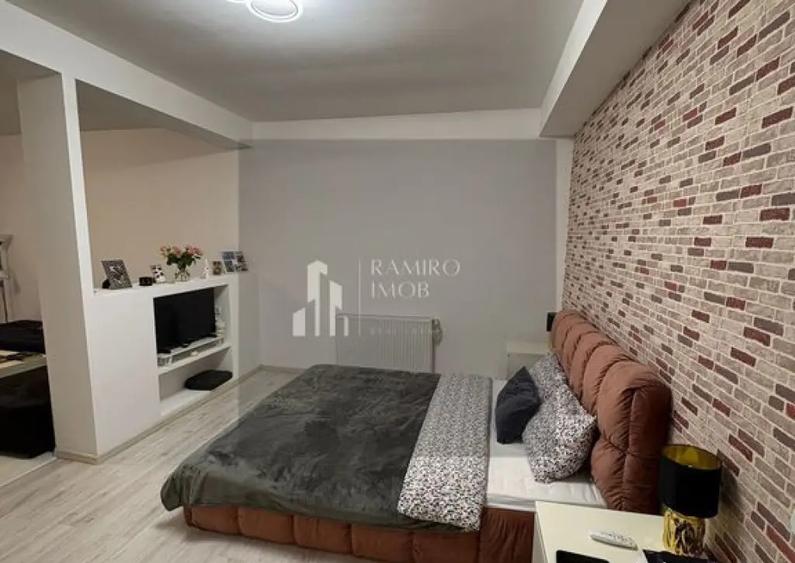 Apartament cu 2 camere semidecomandat, mobilat în Apărătorii Patriei