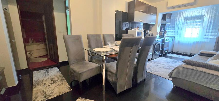 Etaj2, zona Spitalului județean,  micro 6 Târgoviște, vânzare apartament 2camere - 7
