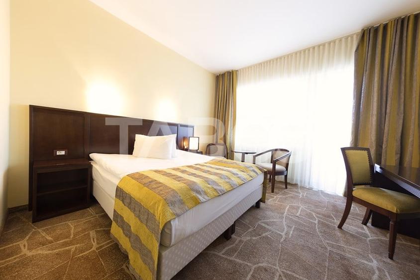 Hotel de 3* si 4* cu 64 de camere in Alba Iulia ultracentral - 19