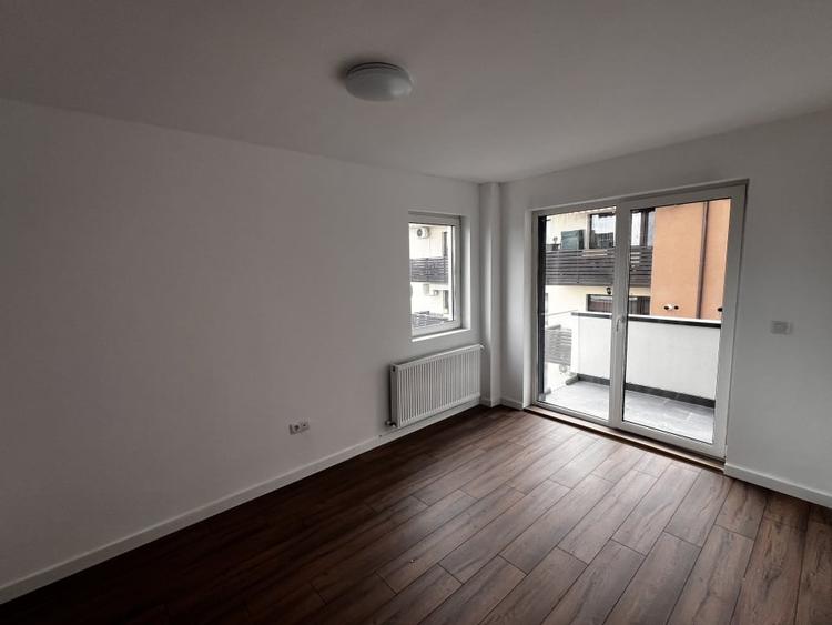 De vanzare Penthouse cu 2 camere Terasa mare Vedere panoramica Floresti - 5