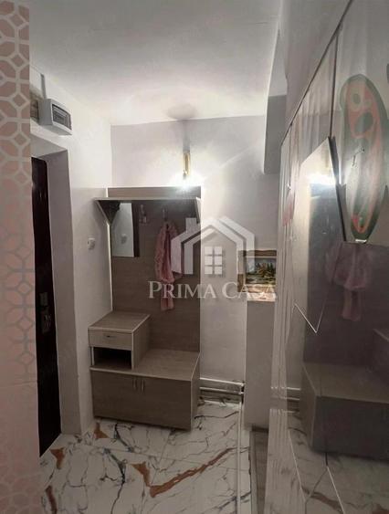 Camera de camin zona Dragaica D. Filipescu etaj 3 din 4 renovata mobilata Pret: 26.000 - 4