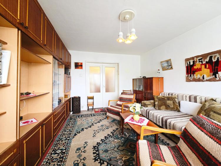 Apartament 3 camere decomandat, centrala - Poetului - 3