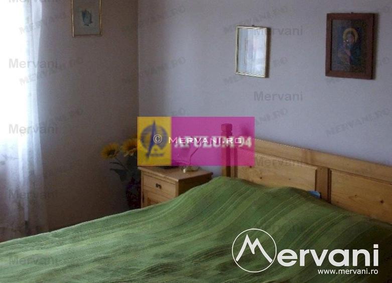 Vila de vanzare in Busteni - Zona Centrala - 11