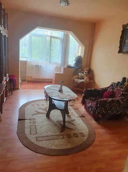 Apartament 3 camere Caracal zona Gara langa 2 Pasi blc A 0 - 8