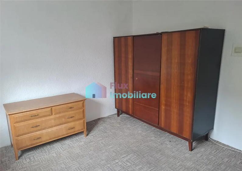 Apartament cu 3 camere etaj 2 Obcini zona Dany Gry - 1