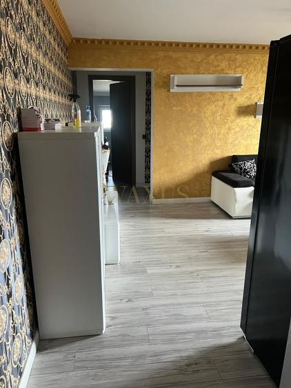 Apartament cu 3 camere decomandat, mobilat în Unirea