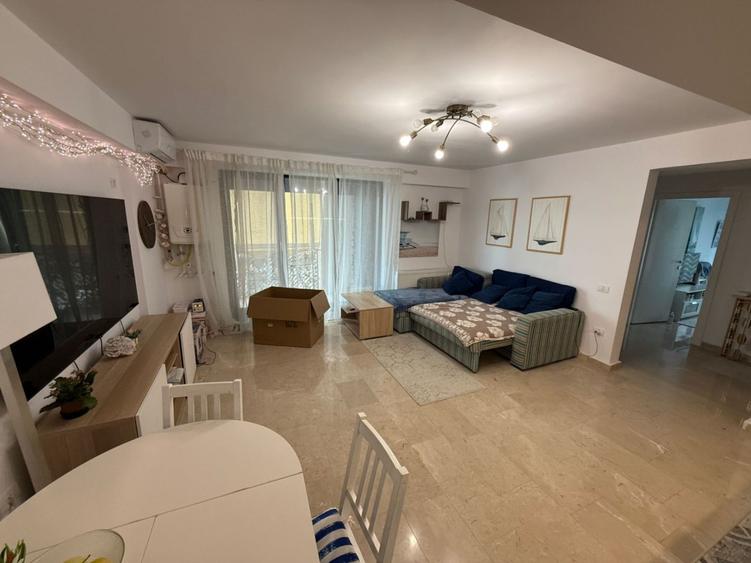 Apartament cu 3 camere decomandat, mobilat în Nord