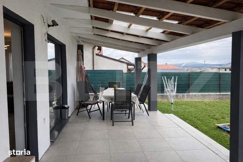 Casă cu 4 camere cu Teren 600 Mp în Central