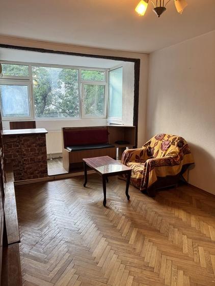 Apartament cu 2 camere nedecomandat în Țiglina 1