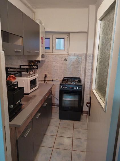 Garsonieră decomandată în Central