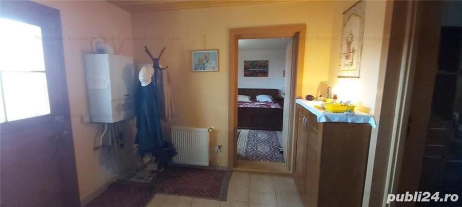 Casă cu 4 camere în Popești