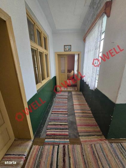 Casă cu 4 camere în Ormeniș