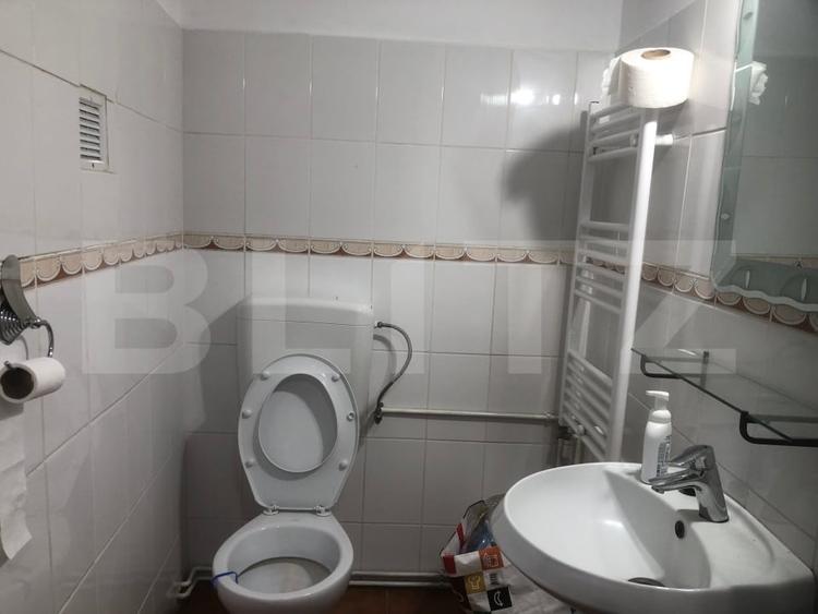 Birou, de 40 mp, în Central
