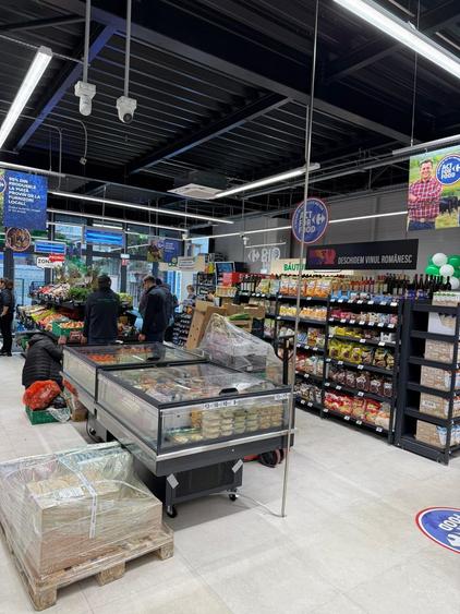 Spațiu comercial, de 326 mp, în Pieții