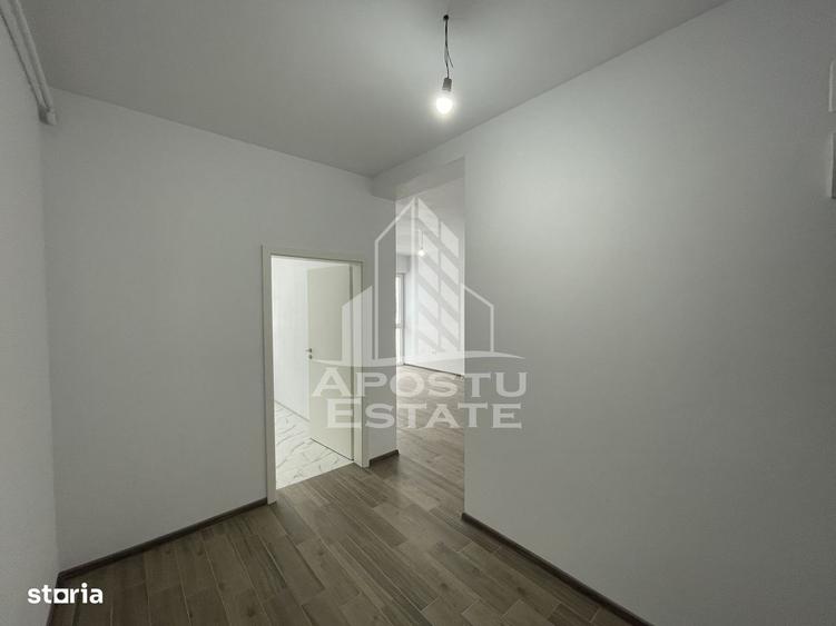 Spațiu comercial, de 51 mp, în Giroc