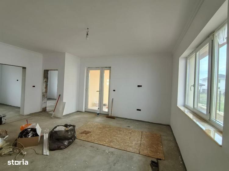 Casă cu 3 camere în Central