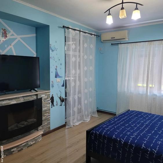 Apartament cu 3 camere decomandat în Spitalul Județean