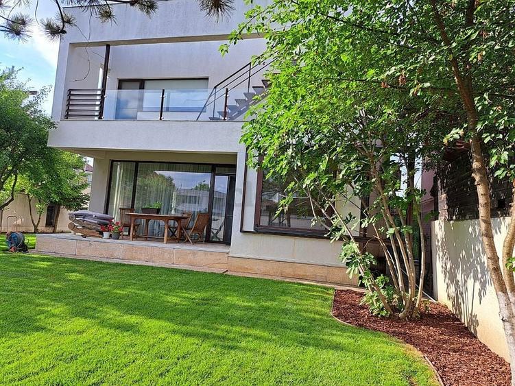 Vila in apropiere de IANCU NICOLAE-JOLIE VILLE - 22