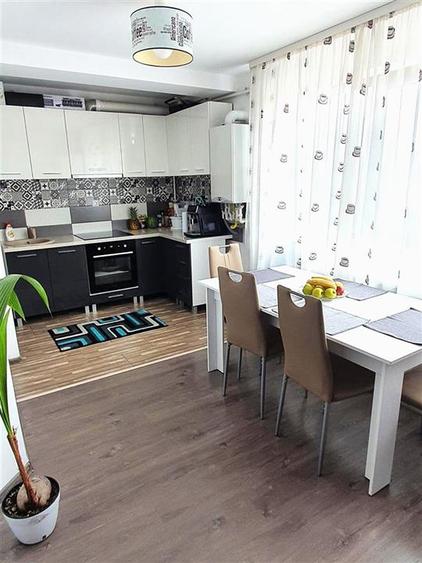 Apartament cu 2 camere semidecomandat, mobilat în Transilvaniei