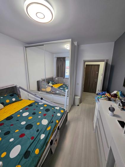 Apartament cu 2 camere decomandat în Theodor Pallady