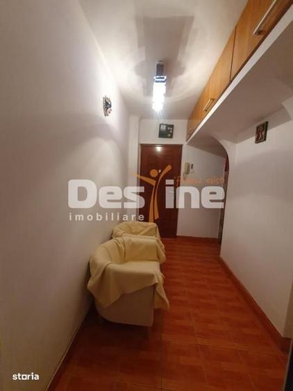 Apartament cu 2 camere semidecomandat în Bănești