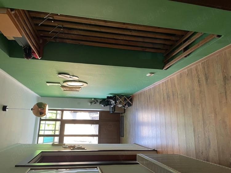 Casă cu 4 camere cu Teren 200 Mp în Central