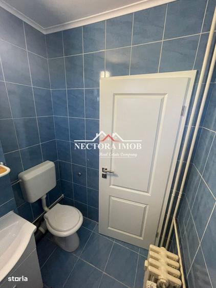 Apartament cu 3 camere decomandat în Dacia