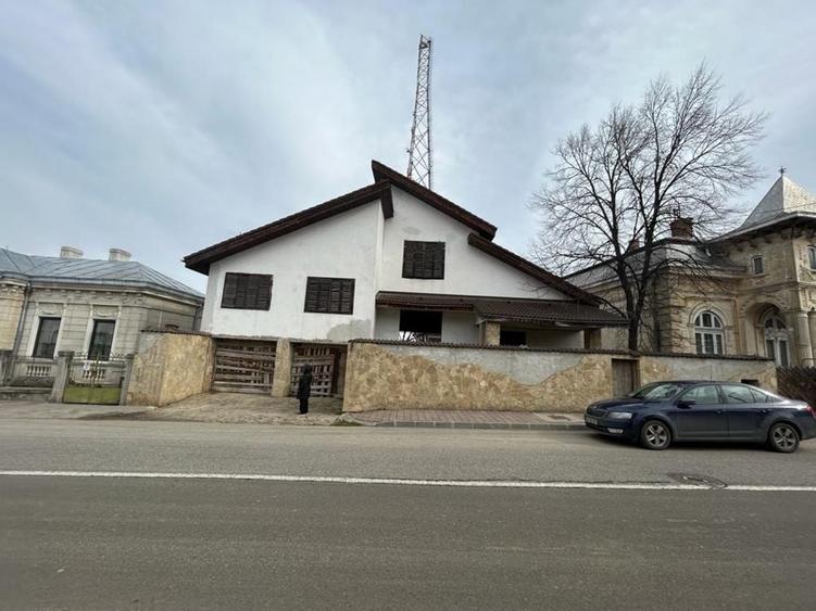 Casă cu 4 camere în Dorohoi