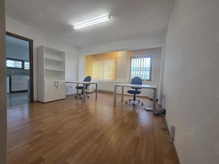 Birou pe Observatorului