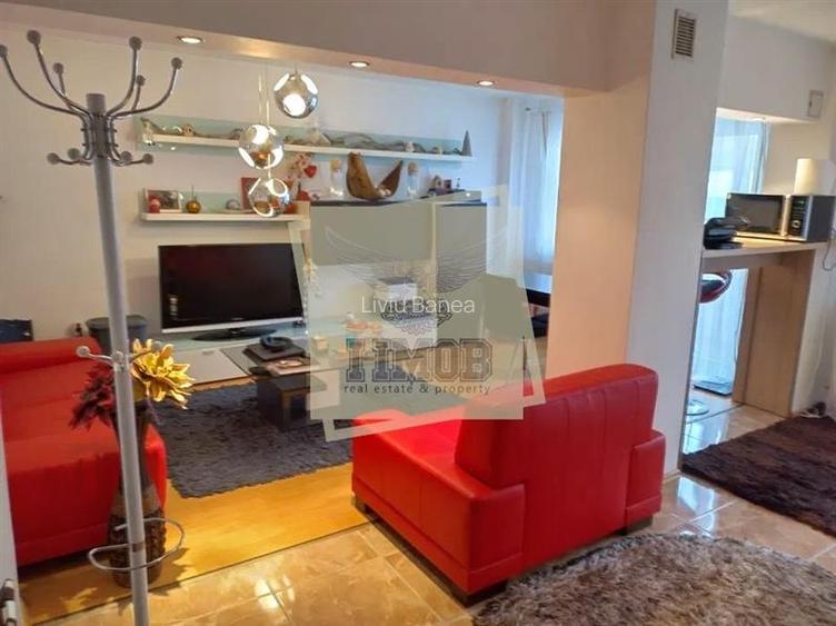 Apartament 2 camere decomandat cu balcon in Ciresica