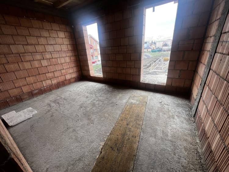 Casa individuala de 5 camere, 120 mp, 281 teren, semifinisat, zona Ioan rus - 17