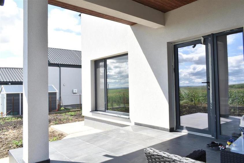 Vila finalizata Aroneanu cu 750 mp de teren - 2