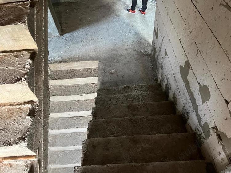 Domnesti- Clinceni - str.Fortului, duplex, P+ET+POD locuibil. - 8